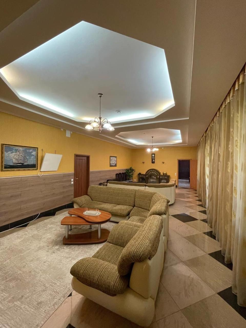 Shanyrak Hotel Temirtau Kültér fotó