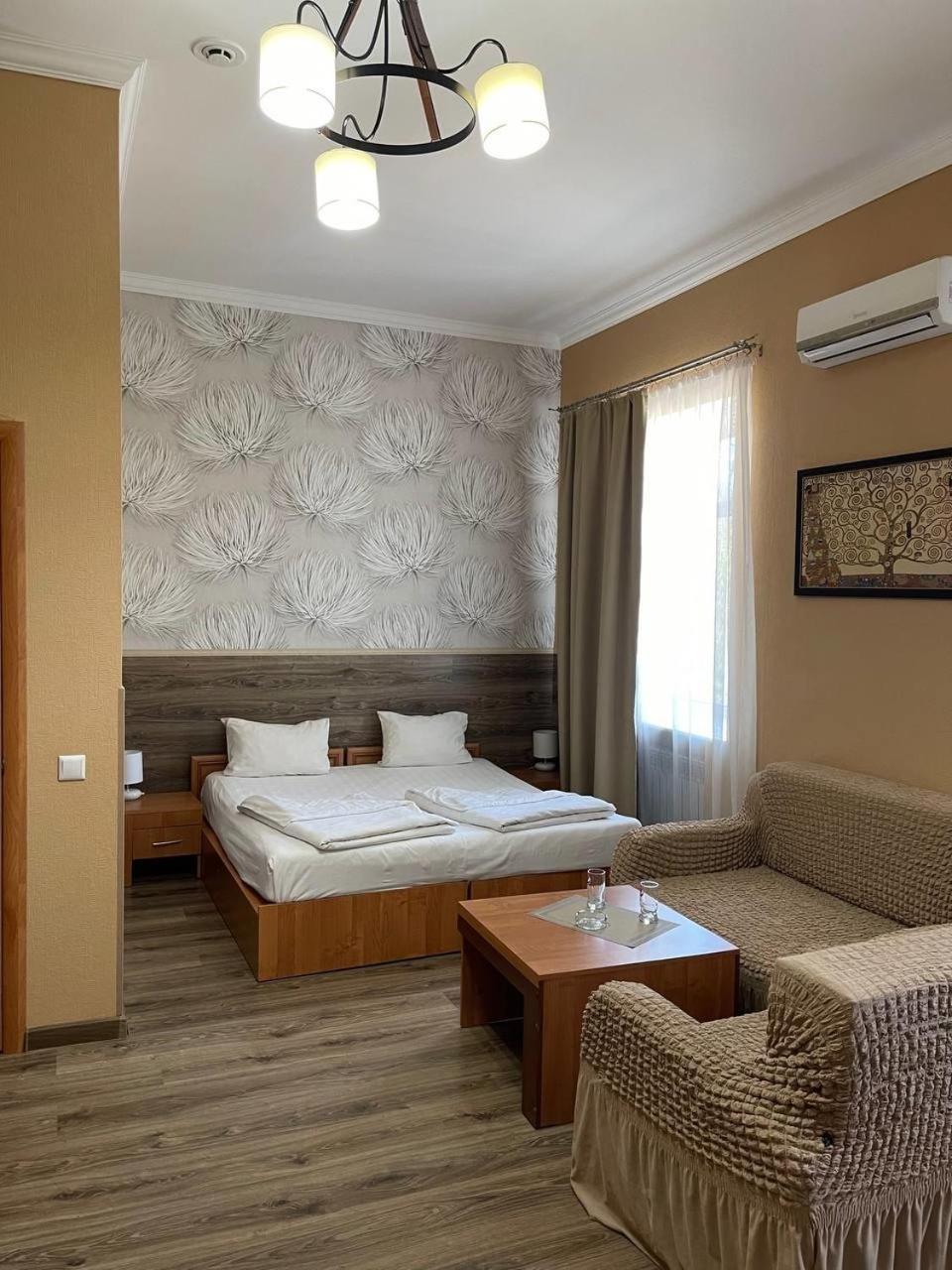 Shanyrak Hotel Temirtau Kültér fotó