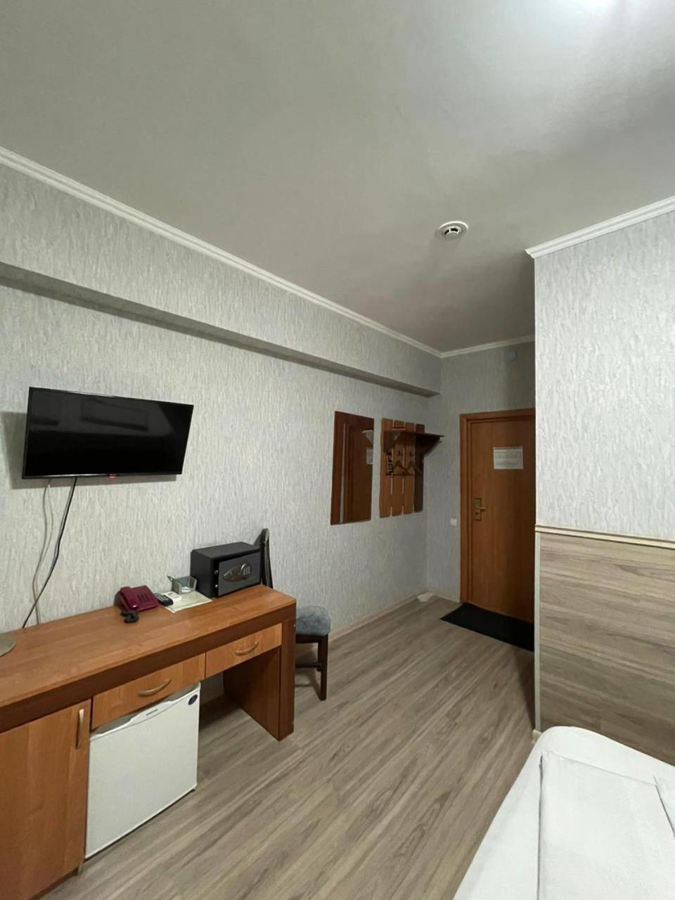 Shanyrak Hotel Temirtau Kültér fotó