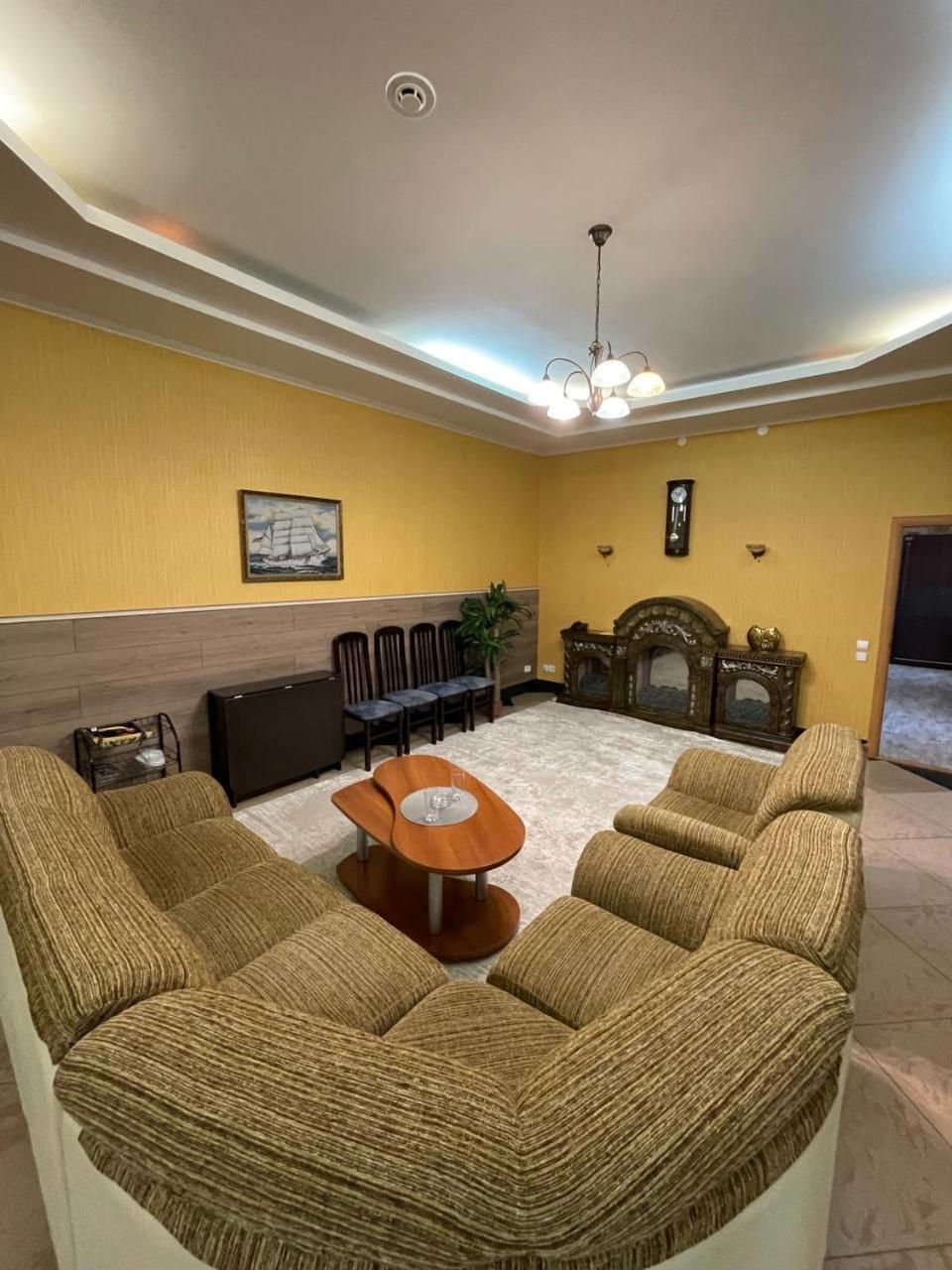 Shanyrak Hotel Temirtau Kültér fotó